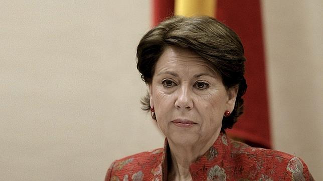 Anticorrupción avala que la juez no formule la imputación a Magdalena Álvarez hasta su declaración