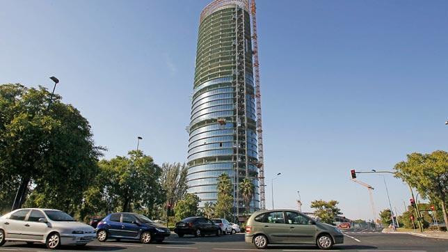 Vílchez: «Torrijos es rehén de su partido al no apoyar el puente de Cartuja»