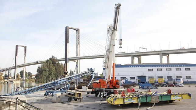 La Comisión Europea reclama información al Puerto sobre el proyecto del dragado