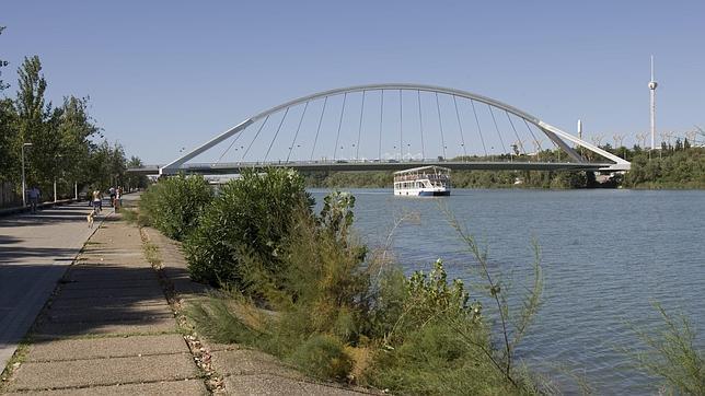 La orilla en la que Cernuda recuerda al río Guadalquivir