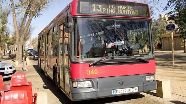Tussam sorteará tarjetas de viaje gratuitas por el éxito de su aplicación para móviles