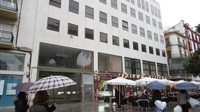 Sacyr recibe el edificio de Hacienda como pago por las Setas de la Encarnación