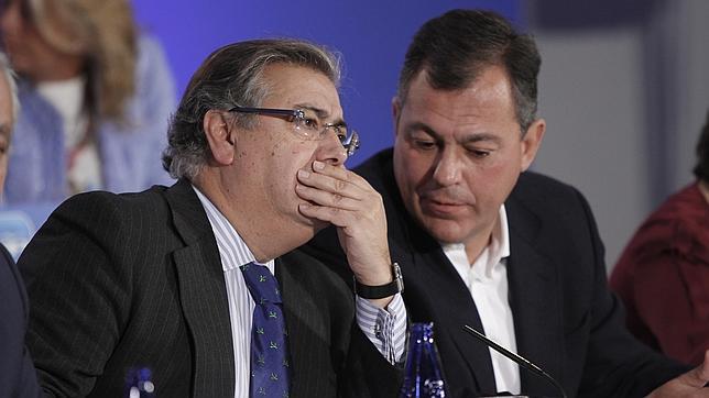 Zoido: «¿A quién podríamos poner más serio y responsable que a José Luis Sanz?»