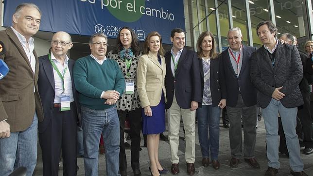 Los políticos de más peso del partido apoyaron a Moreno Bonilla