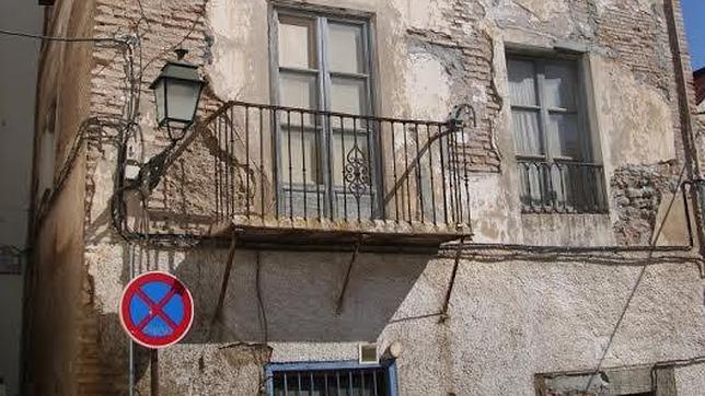 Edificio del Albaicín abandonado