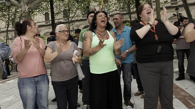 El Ayuntamiento de Sevilla contacta con las familias de la Corrala para evaluar su situación social de nuevo