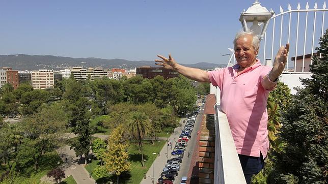 Manuel Benítez: «Los Beatles querían hacer una peli conmigo»