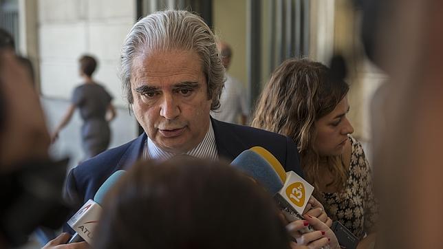 El abogado de los exdirectores de presupuestos acusa a la juez Alaya de ocultación