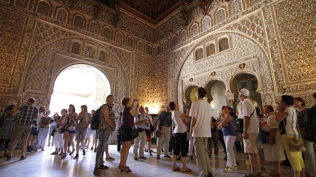 «Juego de Tronos» se debate entre el Alcázar de Sevilla y la Alhambra de Granada