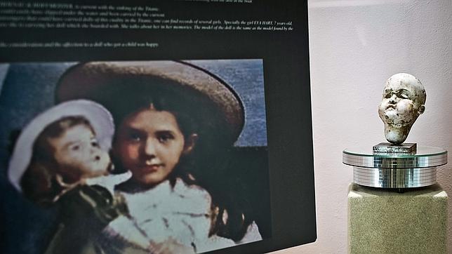 Del Titanic a Ayamonte: la muñeca de la superviviente del naufragio Eva Hart