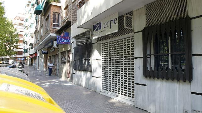 Una fundación de Ojeda ofrece aún cursos en Córdoba desde un local abandonado