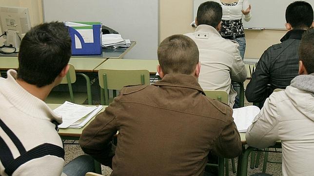 Las academias procuraban que sus alumnos no encontrasen trabajo