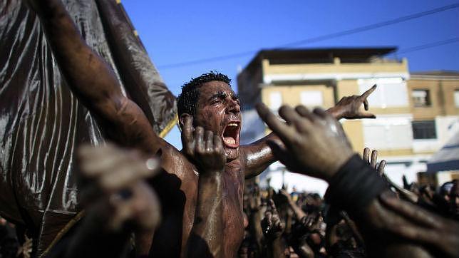 La «carrera» del Cascamorras, hoy en Baza