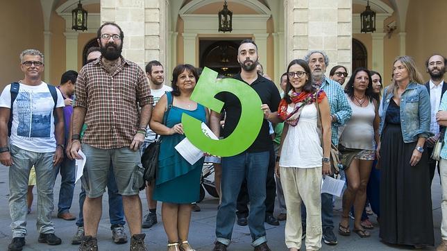 Izquierda Unida anuncia que se presentará a las municipales en Sevilla con «Ganemos»