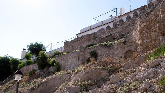 Luz verde a la intervención en la muralla de Cabra