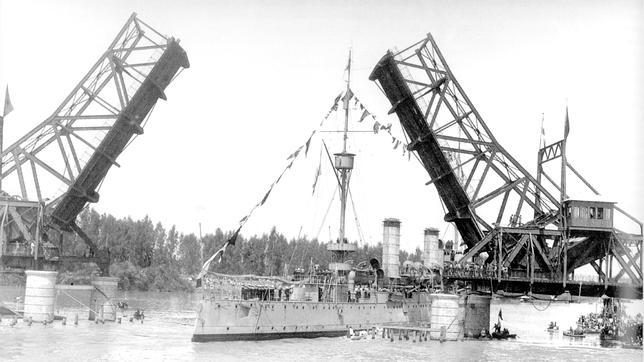 Colección gráfica de ABC: la inauguración del puente de Alfonso XIII