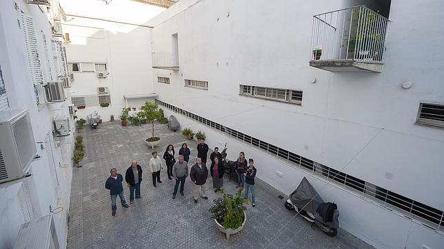 Sin poder usar sus garajes durante 17 años