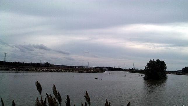 El río Guadalete alcanza ya una cota de 5,2 metros en Jerez