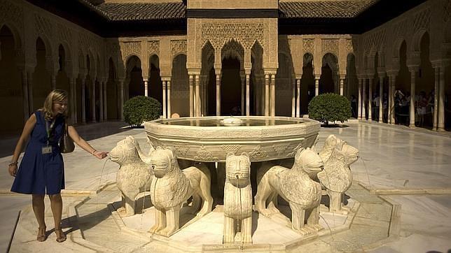 El alcalde de Granada llama «enemigos de la ciudad» a los gestores de la Alhambra