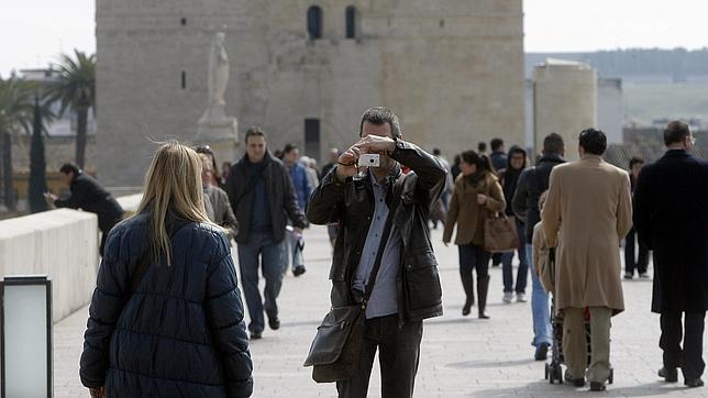 El Consistorio destaca que en 2014 caerá la barrera del millón de turistas