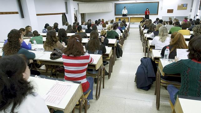 ¿Cuál es el temario para la oferta de empleo público del Servicio Andaluz de Salud?