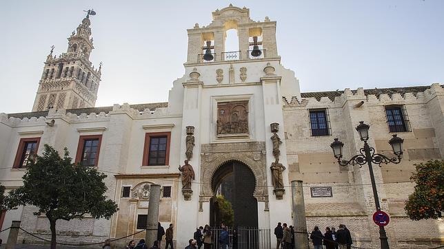 La Catedral de Sevilla recupera su fachada almohade