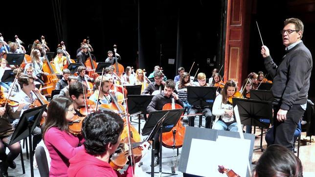 Hernández-Silva: «La Orquesta Joven de Andalucía es un patrimonio vivo de la comunidad»