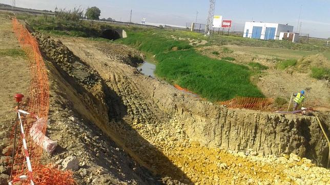 Paralizadas las obras de desvío del arroyo Calzas Anchas