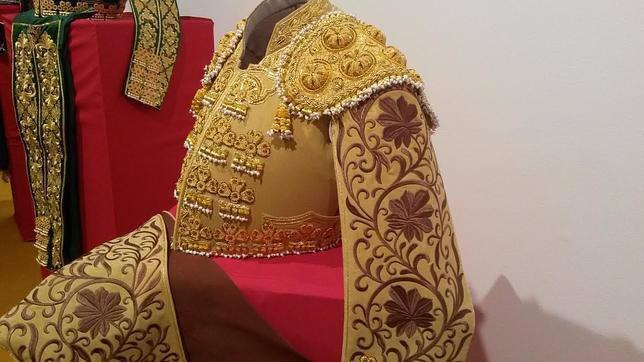 Así será el traje de luces del torero del futuro