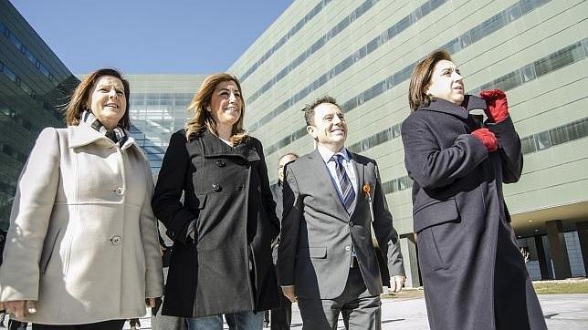 Susana Díaz visita en Granada las instalaciones de un hospital inacabado