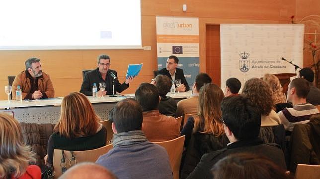 Editan una guía para desarrollar ideas empresariales en Alcalá de Guadaíra