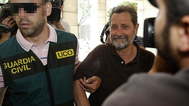 El extesorero de UGT-A, Federico Fresneda, cuando fue detenido por la Guardia Civil