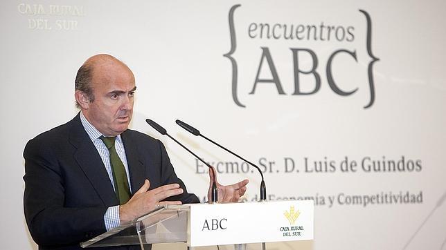 De Guindos: «La sociedad ha aprovechado las reformas para cambiar la economía»