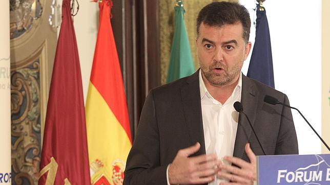 Maíllo denuncia que hay «antiguos altos cargos» de la Junta en la adjudicataria de las minas de Aznalcóllar