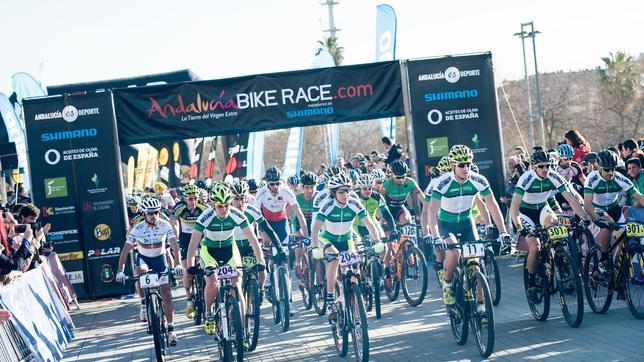 Haynek y Lakata se coronan con la victoria en la última etapa en Córdoba