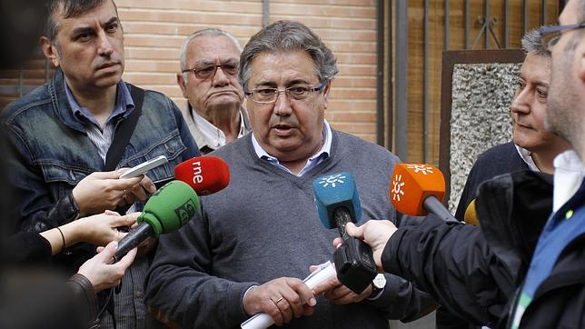 Zoido: «PP y PSOE han de ponerse las pilas ante los nuevos partidos»