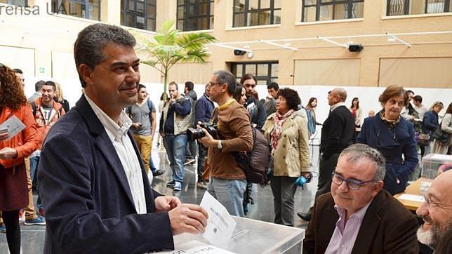 La victoria de Carmelo Rodríguez acaba con la línea continuista en la Universidad de Almería