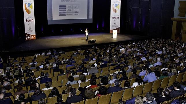 Los «desafíos de la humanidad» centran el cierre del Singular University Summit en Sevilla