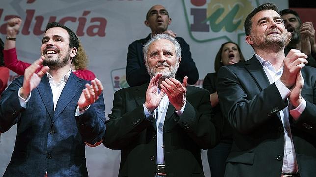 Anguita llama a IU a la unidad con Podemos para «derribar el régimen de la Transición»