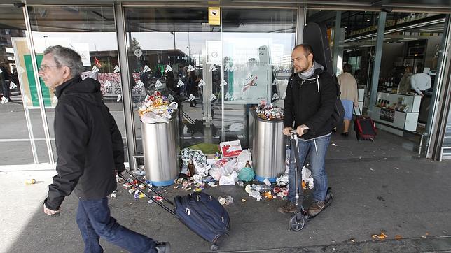 Recurren los servicios mínimos de la huelga de la limpieza de la estación