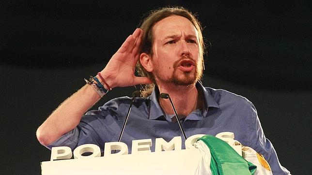 Podemos cierra su campaña andaluza insultando a los gobiernos del PSOE y el PP