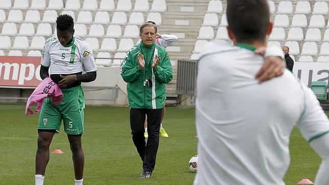 El Córdoba ya prepara su partido ante el Atlético