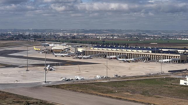 Seis vuelos cancelados entre Francia y Málaga y Sevilla por la huelga de controladores