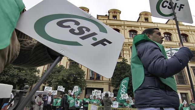 CSIF, contra la eliminación de 1.023 plazas en el concurso de traslados de docentes