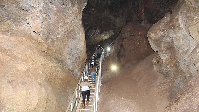 Plantean mejoras para la cueva del Yeso