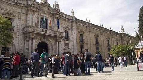 La Universidad de Sevilla oferta 16.300 nuevas plazas para el próximo curso