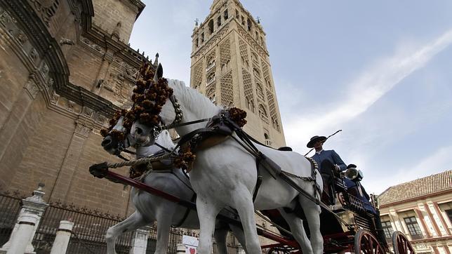 Sevilla, escaparate para los coches de caballos