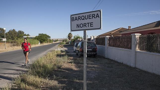 Las parcelaciones podrán ser legales sin aceras ni alumbrado público