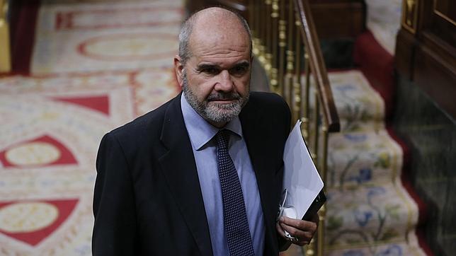 El tenso interrogatorio de Chaves en el Supremo