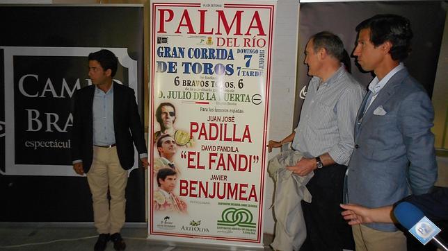 Juan José Padilla, El Fandi y Javier Benjumea, en el cartel de Palma del Río